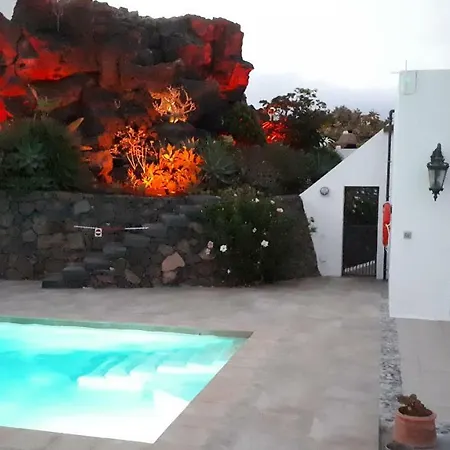 Essence - A Unique Detached With A-c, Heated Private Pool, Hottub, Gardens, Patios And Stunning Views!