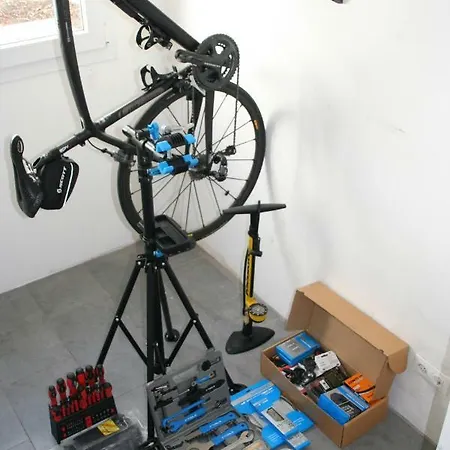 Essence - A Unique Detached With A-c, Heated Private Pool, Hottub, Gardens, Patios And Stunning Views! ヴィラ