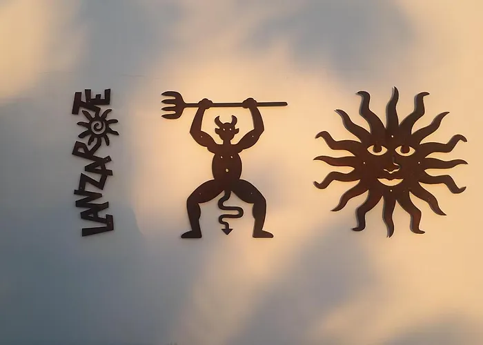 Essence - A Unique Detached With A-c, Heated Private Pool, Hottub, Gardens, Patios And Stunning Views! Villa