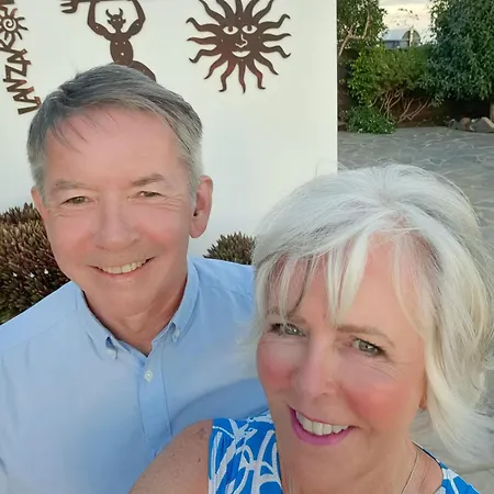 Essence - A Unique Detached With A-c, Heated Private Pool, Hottub, Gardens, Patios And Stunning Views!