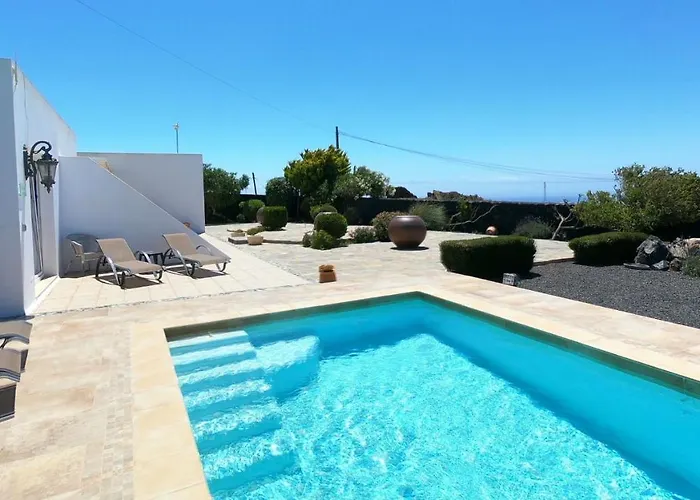 Essence - A Unique Detached With A-c, Heated Private Pool, Hottub, Gardens, Patios And Stunning Views! Βίλα *