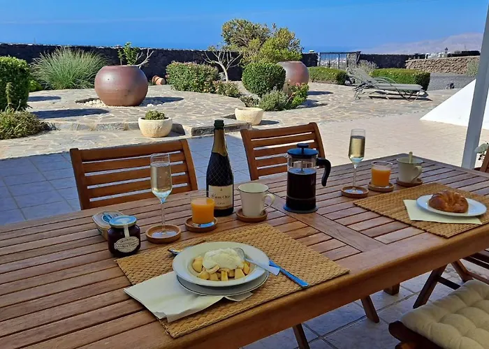 Essence - A Unique Detached With A-c, Heated Private Pool, Hottub, Gardens, Patios And Stunning Views! * Tías