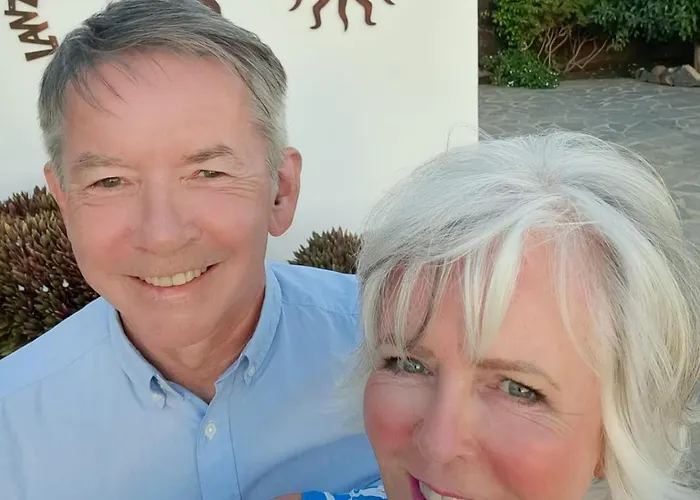 Essence - A Unique Detached With A-c, Heated Private Pool, Hottub, Gardens, Patios And Stunning Views!